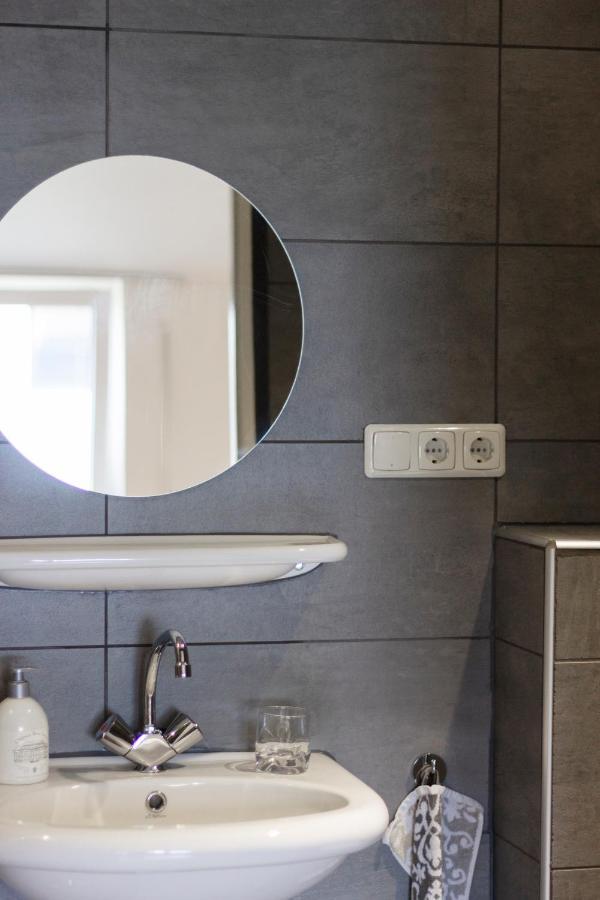 Op D'N Stolberg Bed and Breakfast Weert Buitenkant foto