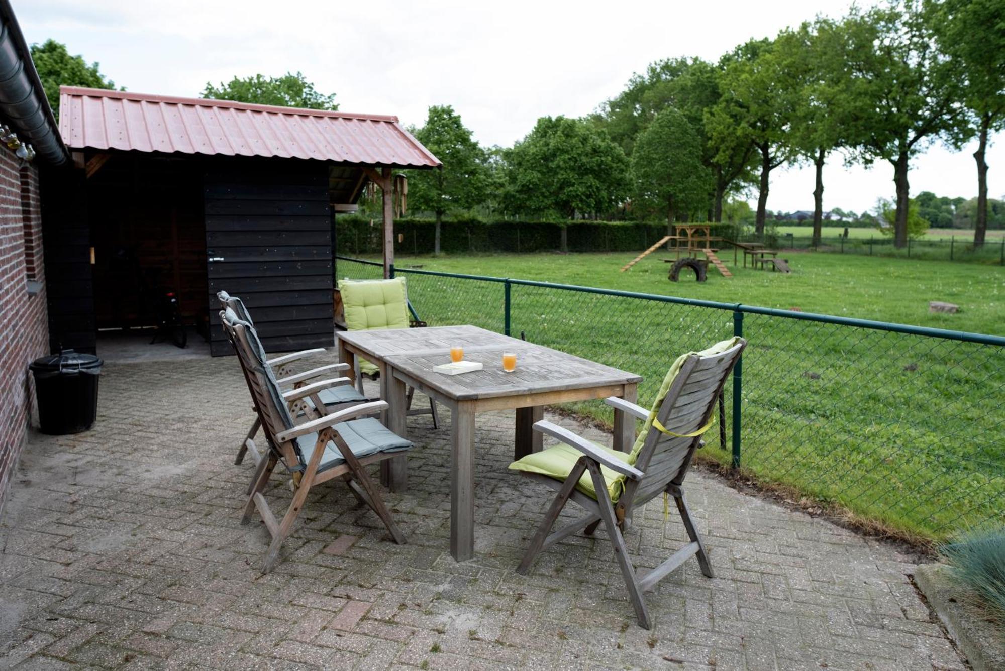 Op D'N Stolberg Bed and Breakfast Weert Buitenkant foto